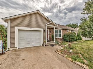 633 N Mulberry St, Gardner, KS 66030