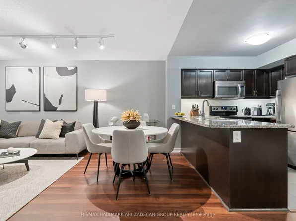 19 Grand Trunk Cres #3108, Toronto, ON M5J 3A3