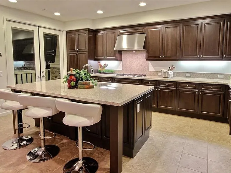 18674 Clubhouse Dr — Photo 11