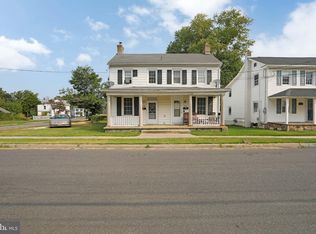 37 Green St, Woodstown, NJ 08098