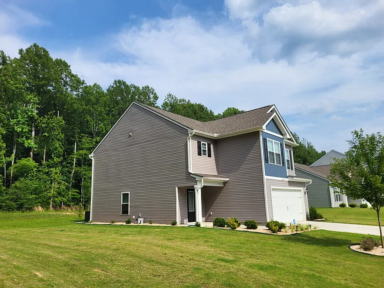 2814 Meadowview Blvd — Photo 2