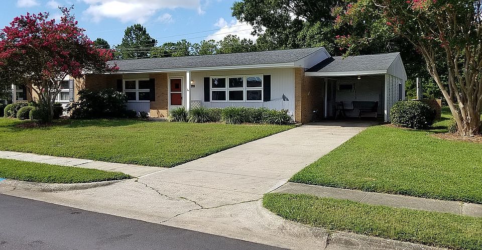3845 Spruce Front