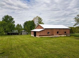 12967 Pleasant Valley Rd, Utica, OH 43080
