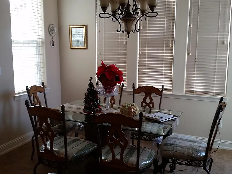 1560 Bautista Way — Photo 4