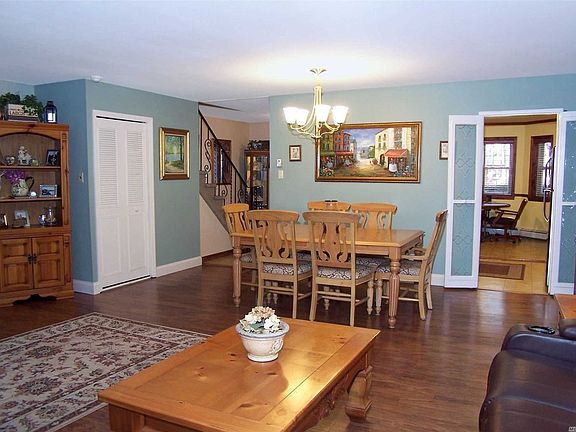 4th image of 7 Glen Hollow Dr APT B15