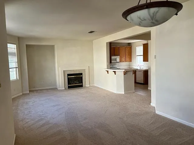 52 Picasso Ct — Photo 9