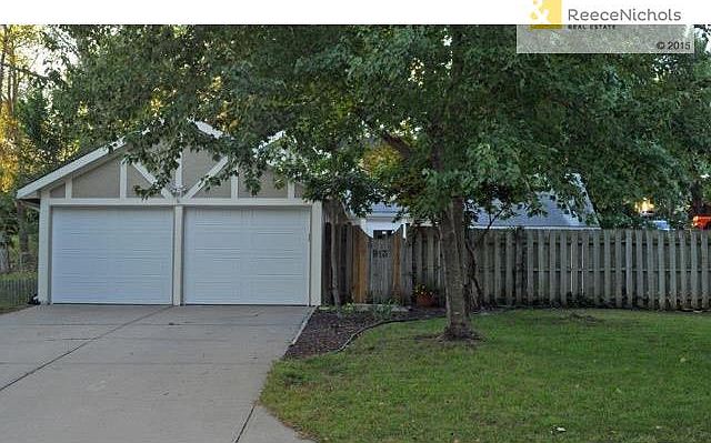 Corner Lot in a Cul-de-Sac, Welcome to your private sanctuary