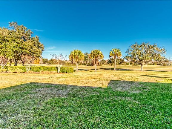 4th image of 211 Anastasia Dr