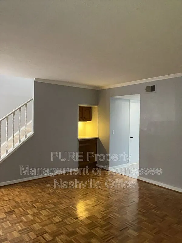 2 bed, 1.5 bath, 1324 sqft, $1,725 — Photo 4