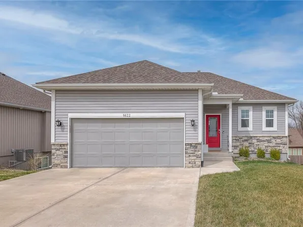 9622 N Lenox Pl, Kansas City, MO 64154