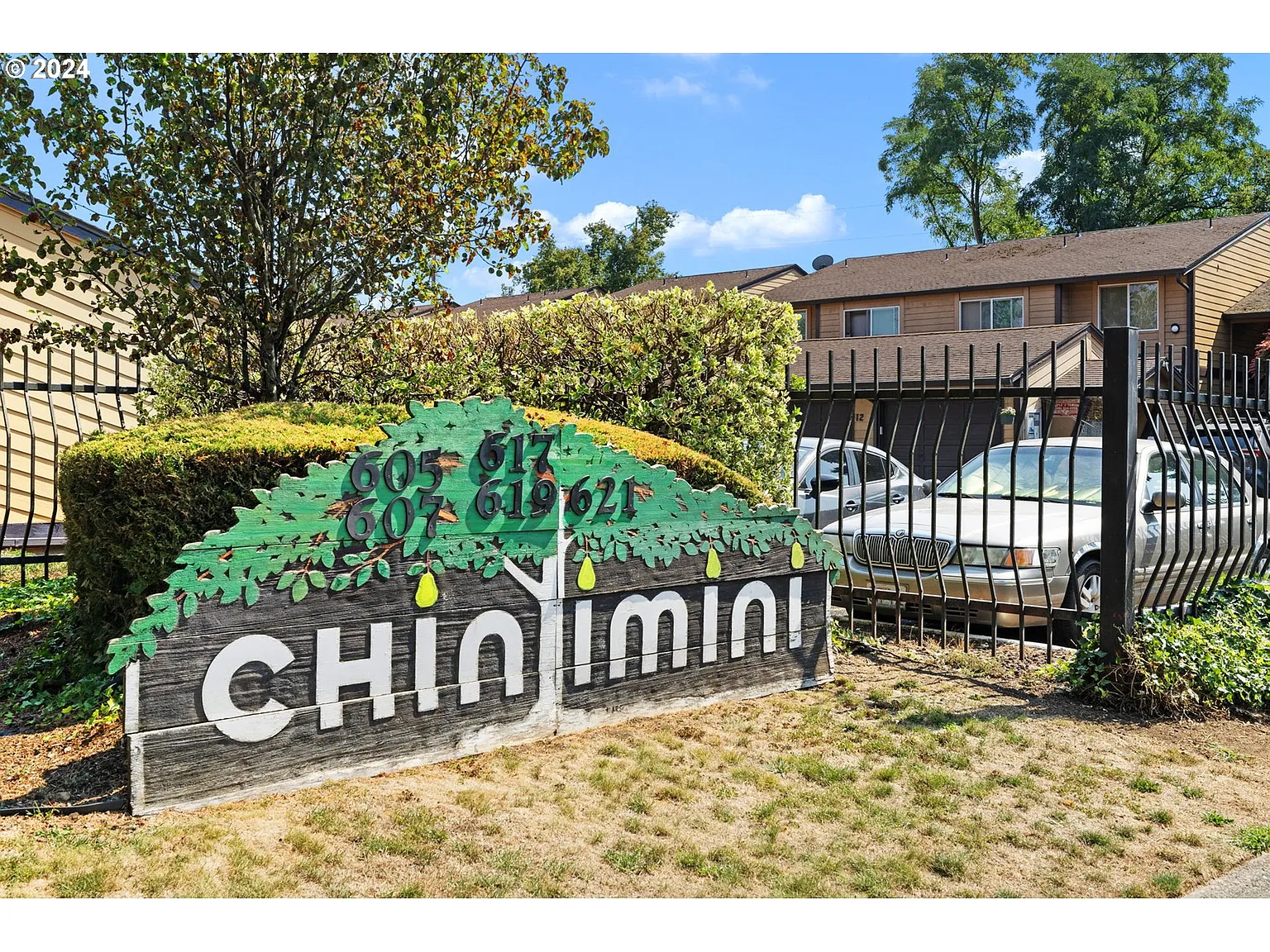 605 SE 121st Ave APT 4 photo 1