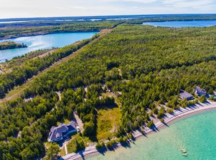 7915 S Albany Point Rd, Presque Isle, MI 49777