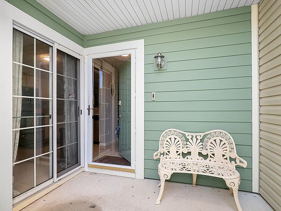 2nd image of 1516 Spindrift Cir W
