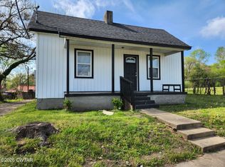 108 1st St, Jackson, TN 38301