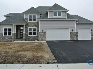 109 Waverly Point, Perrysburg, OH 43551