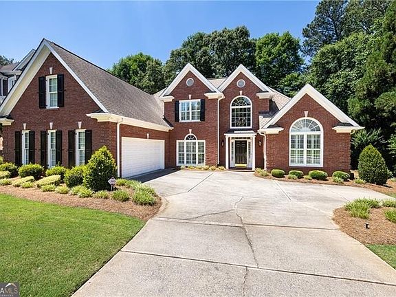 2nd image of 2975 Towne Village Dr