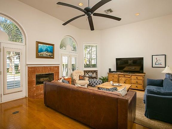 4th image of 295 Riverway Dr