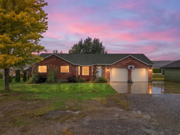 160 S 100 W, Mona, UT 84645