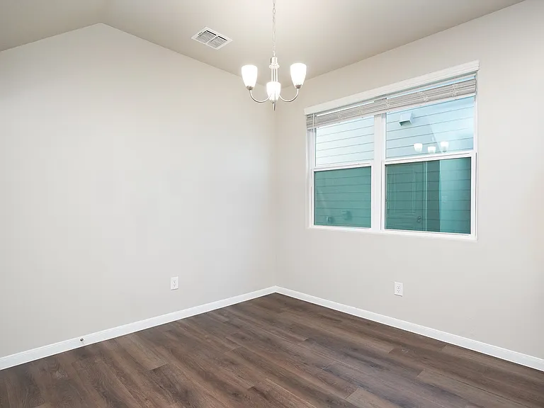 3915 Ivy Path — Photo 11