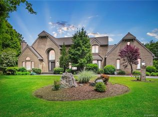 160 Watertown Rd, Middlebury, CT 06762