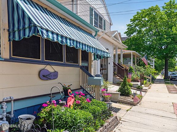 5th image of 111 Franklin Avenue
