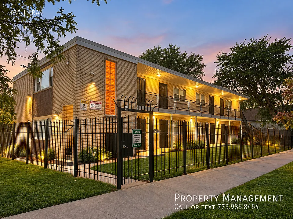 8850 S Saginaw Ave #3
