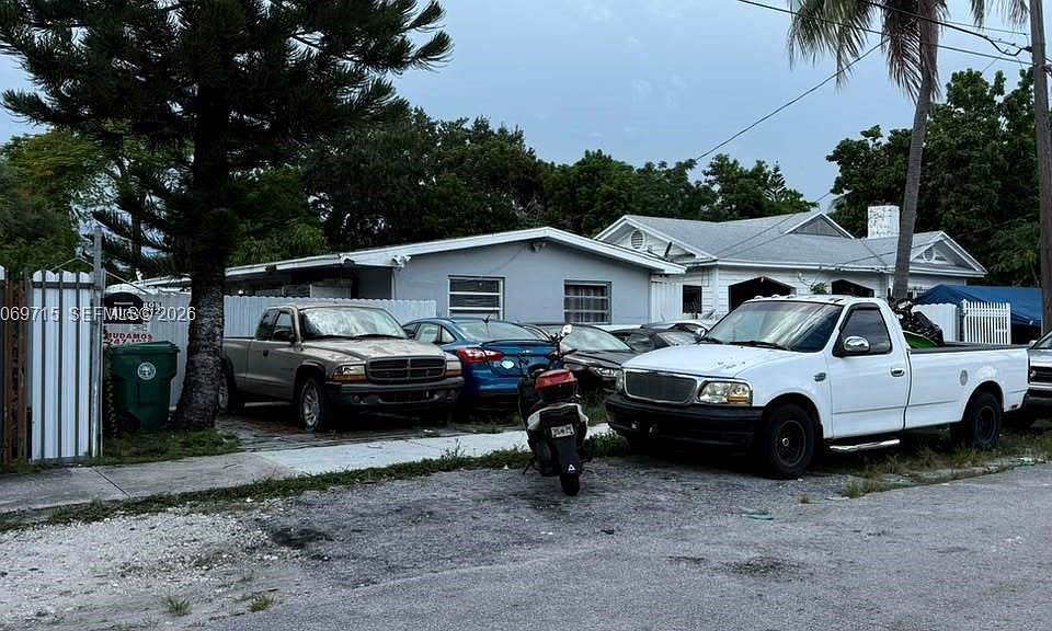 1st image of 6220 NE Miami Pl