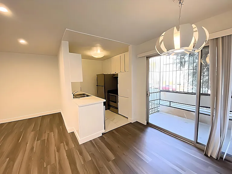 435 S Mariposa Ave — Photo 32