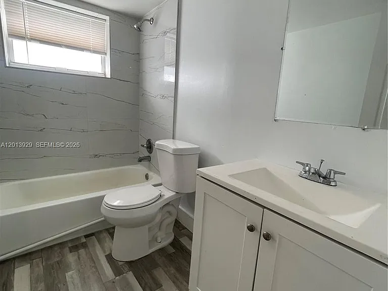 1532 SW 5th Pl #A1 — Photo 14