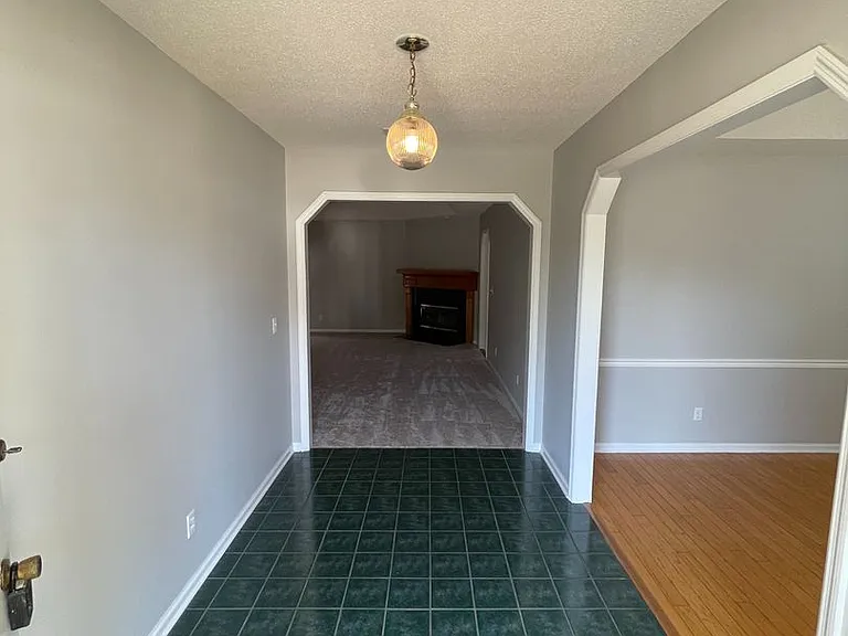 25 Spearhead Dr — Photo 3