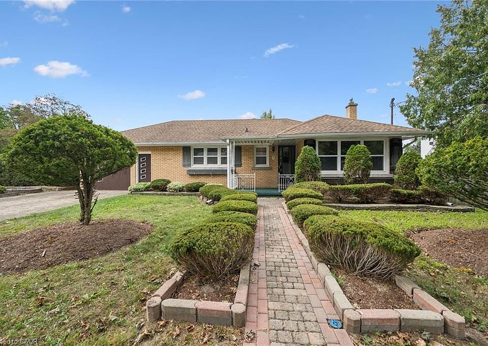 1st image of 7 Admiral Rd
