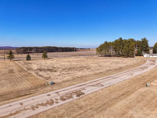 N6788 Pine Ridge Ln, Durand, WI 54736