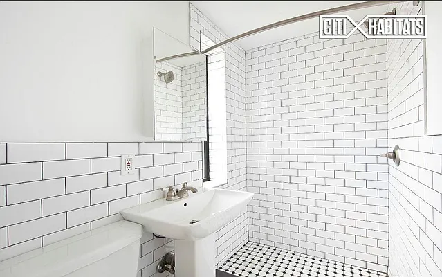 Rented by Citi Habitats | media 43