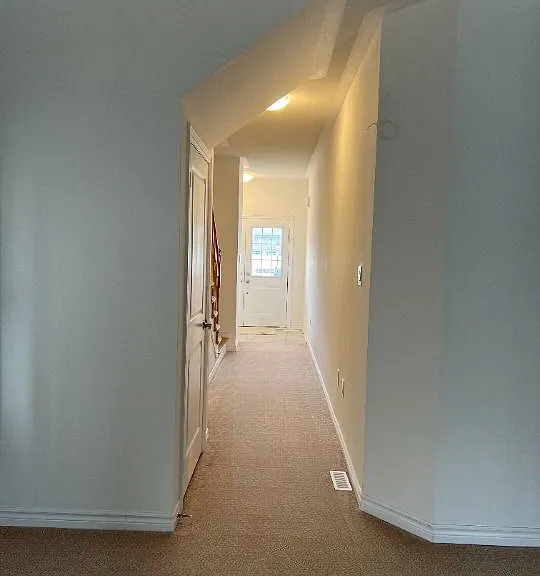 178 Seeley Ave — Photo 4