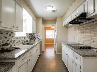 4221 Kelvin Ln, Deer Park, TX 77536