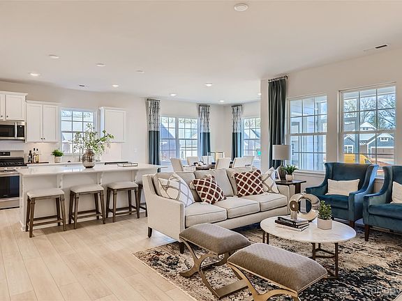 3rd image of 126 Pampas Way #118