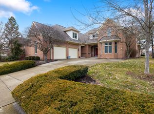 450 McLaren Ln, Carmel, IN 46032
