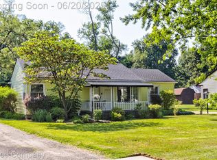 27077 Bennett, Redford, MI 48240