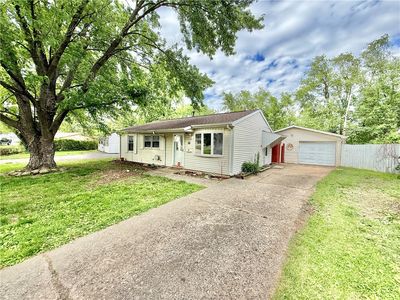 56 Whippoorwill Dr, Decatur, IL, 62526
