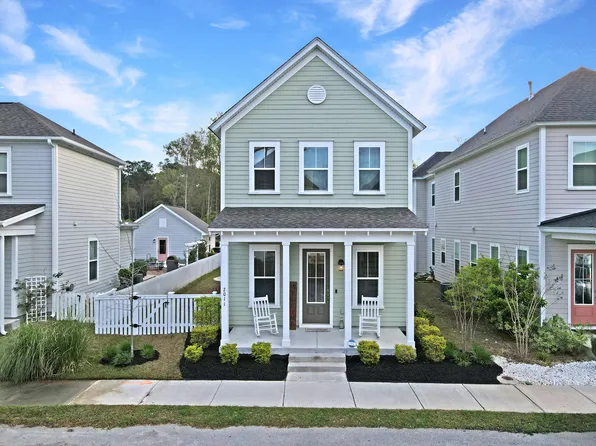 2011 Codorus Ln, Hanahan, SC 29410