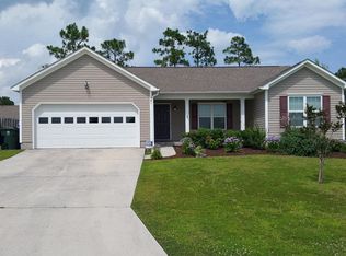 341 Rose Bud Ln, Holly Ridge, NC 28445