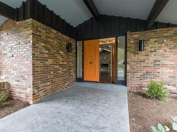 5th image of 111 Plantation Dr