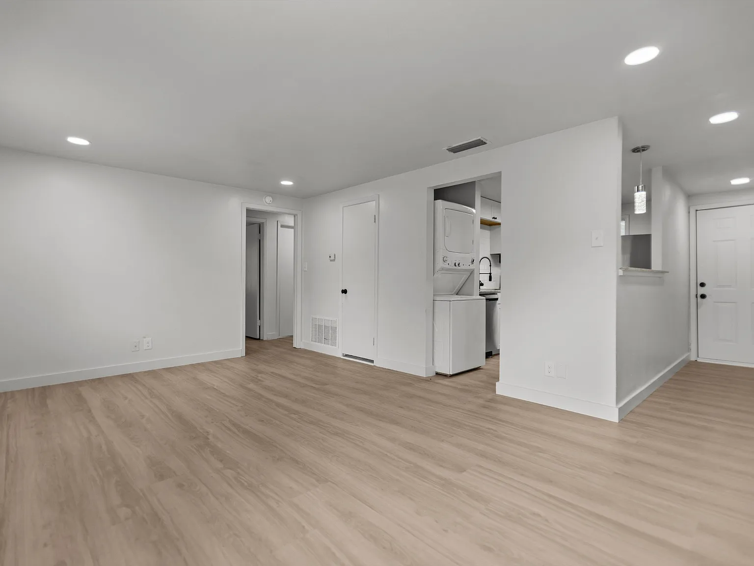 515 W Houston Street - 1 — Photo 3