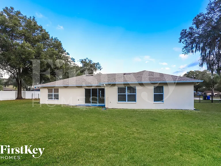 1860 Kim Acres Ln — Photo 15
