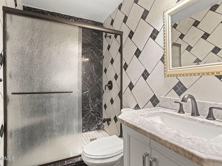 7775 N 52nd Dr — Photo 19