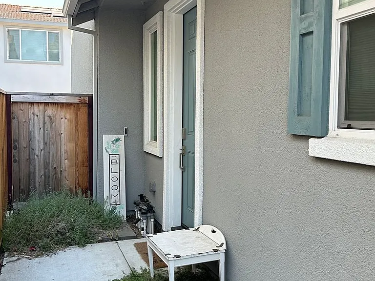 1332 Renewal Ln — Photo 4