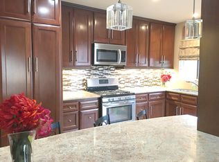 812 N Verdugo Rd, Glendale, CA 91206