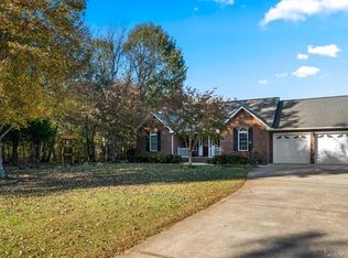 871 Bethel Church Rd, Lincolnton, NC 28092