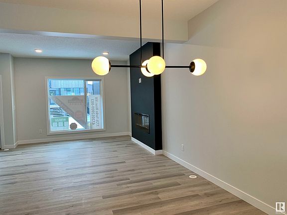 3rd image of 7726 Yorke Mews NW