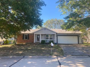 2527 Stillwater Dr, O'Fallon, MO 63368